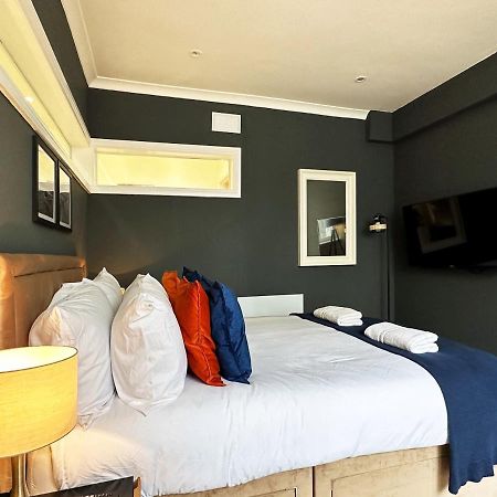 Liam Place Near Hyde Park - 1 Double Bed, 1 Sofa Bed, Spacious Apartment, Private Entrance Лондон Экстерьер фото