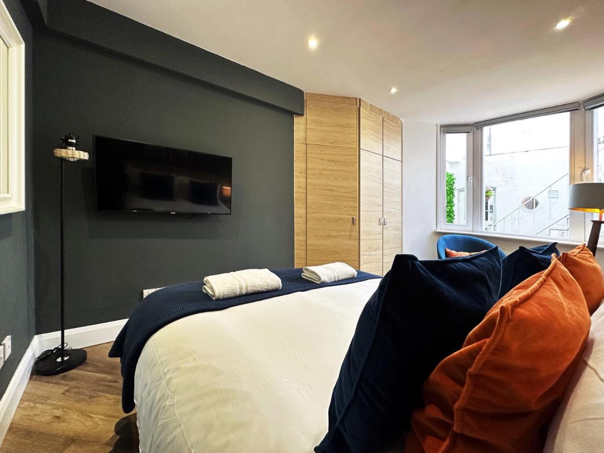 Liam Place Near Hyde Park - 1 Double Bed, 1 Sofa Bed, Spacious Apartment, Private Entrance Лондон Экстерьер фото