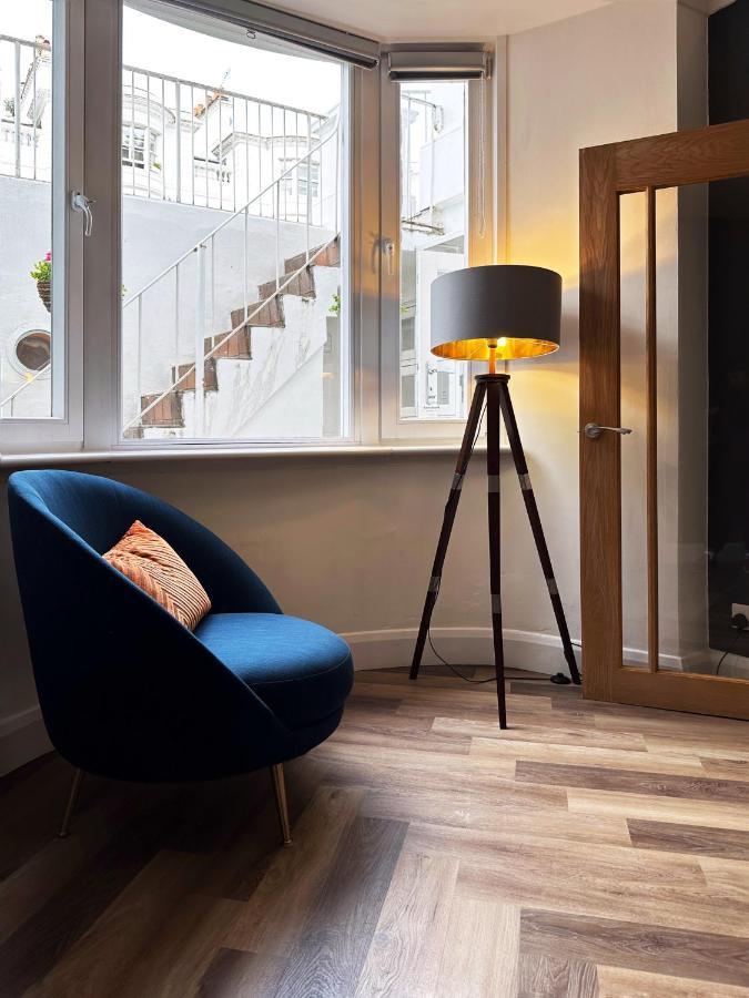 Liam Place Near Hyde Park - 1 Double Bed, 1 Sofa Bed, Spacious Apartment, Private Entrance Лондон Экстерьер фото