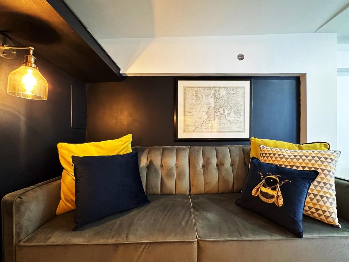 Liam Place Near Hyde Park - 1 Double Bed, 1 Sofa Bed, Spacious Apartment, Private Entrance Лондон Экстерьер фото