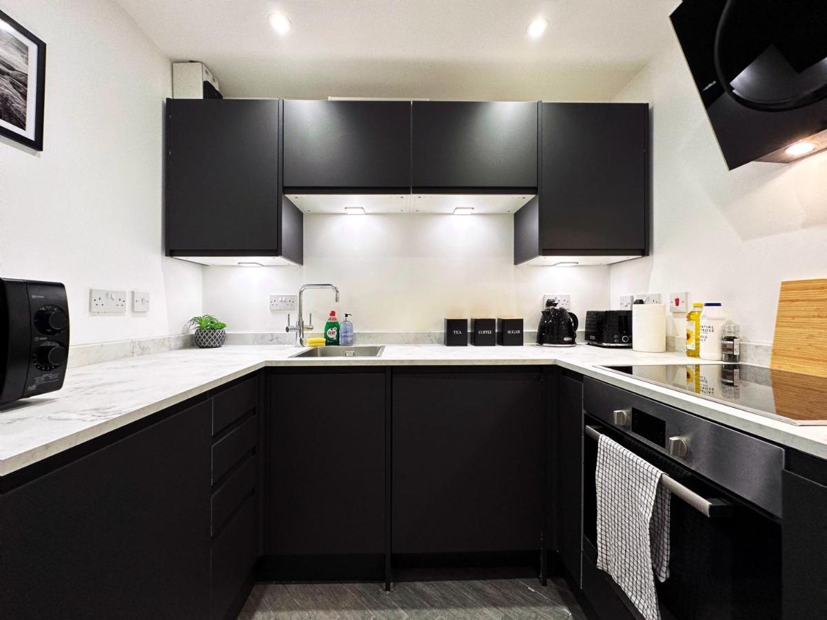Liam Place Near Hyde Park - 1 Double Bed, 1 Sofa Bed, Spacious Apartment, Private Entrance Лондон Экстерьер фото