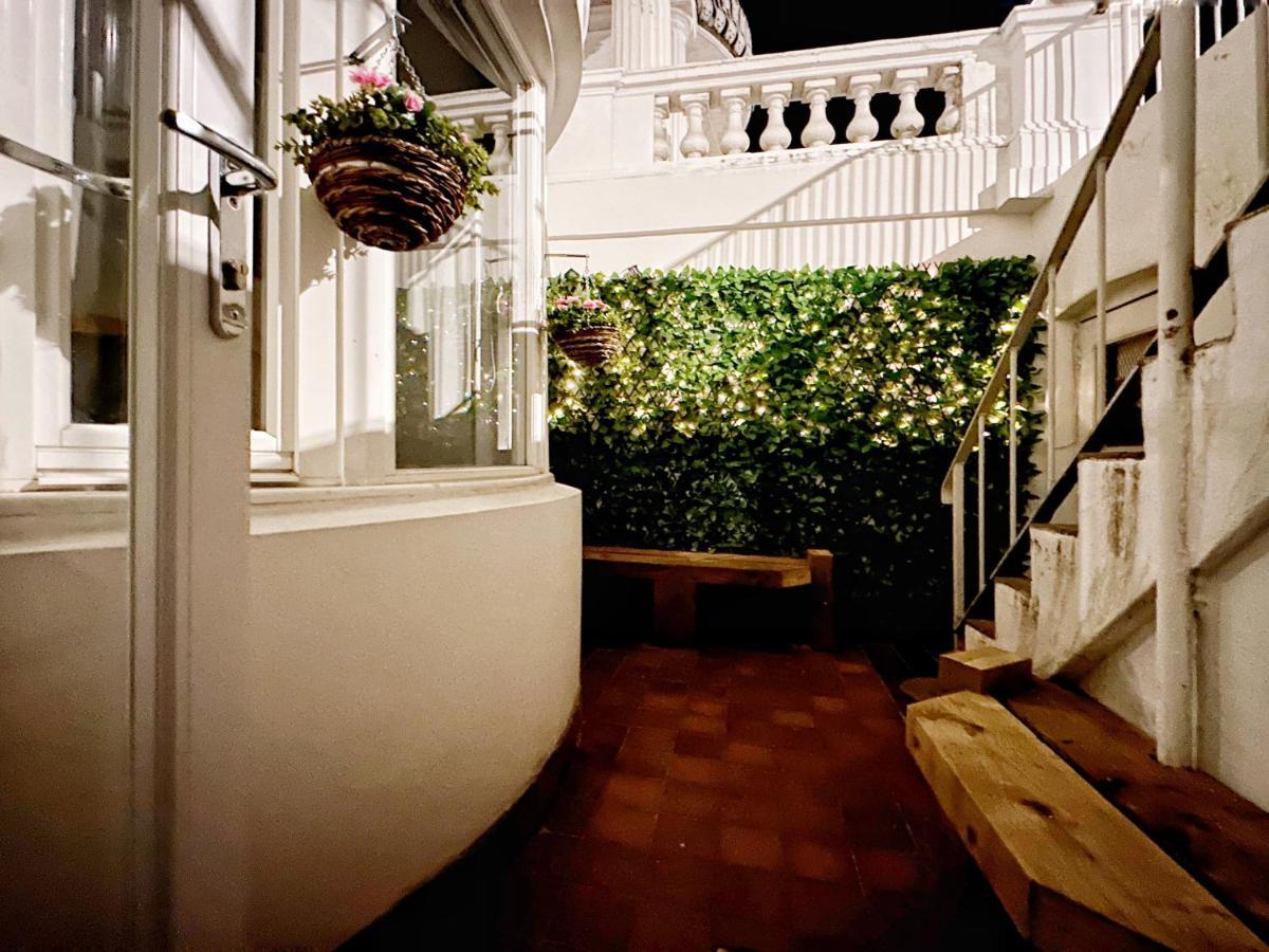 Liam Place Near Hyde Park - 1 Double Bed, 1 Sofa Bed, Spacious Apartment, Private Entrance Лондон Экстерьер фото